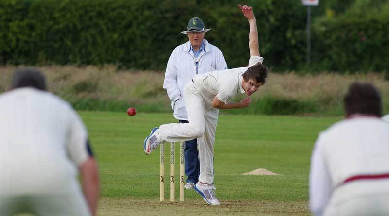 Australia skittle out Sri Lanka for just 117